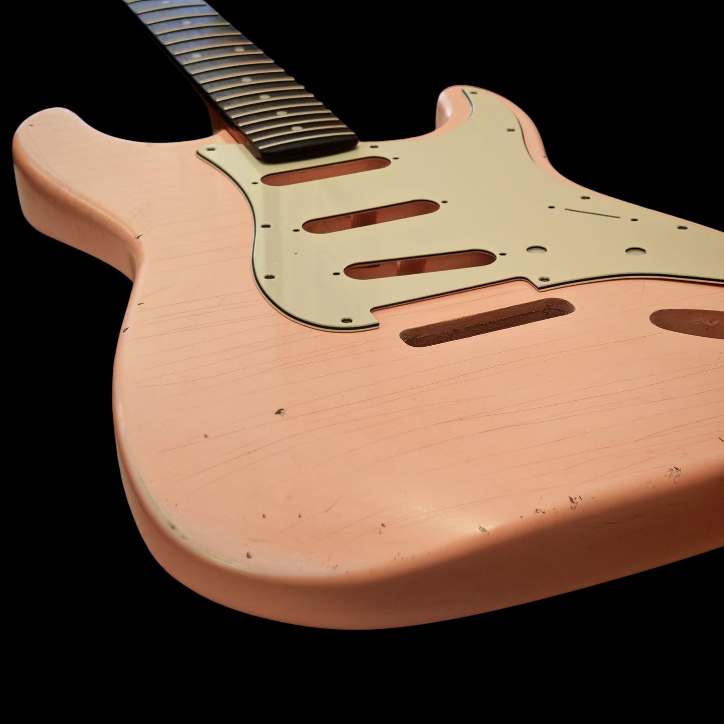 Relic NITRO faded shell pink Gloss Alder S-Style guitar body