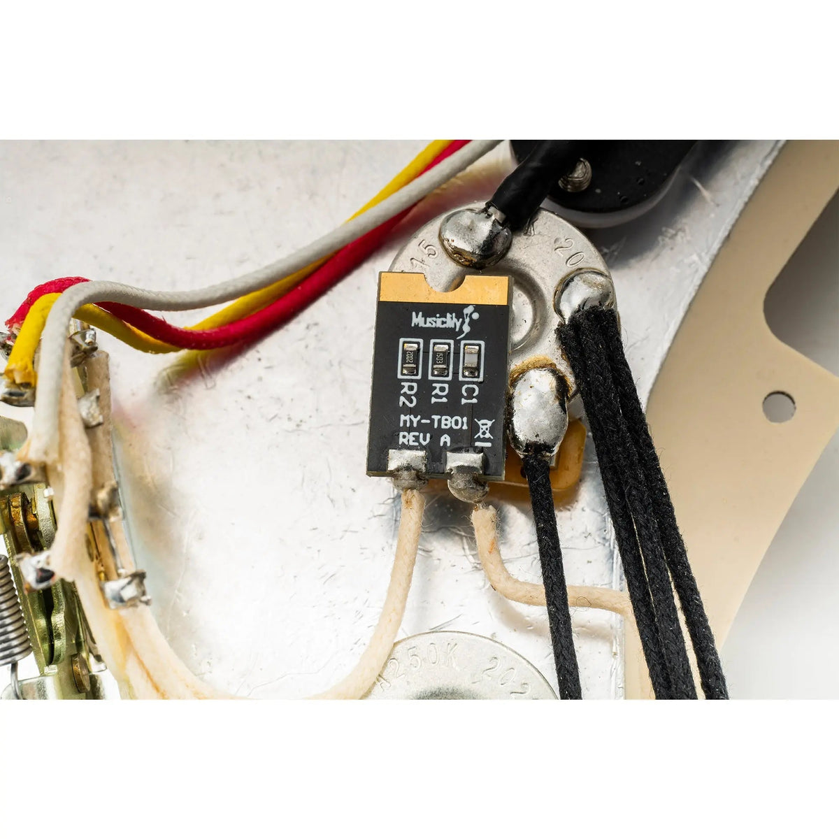 Musiclily Pro PCB Treble Bleed Mod with X7R Capacitor for Electric Guitar Bass 1.2nF+150K+20K